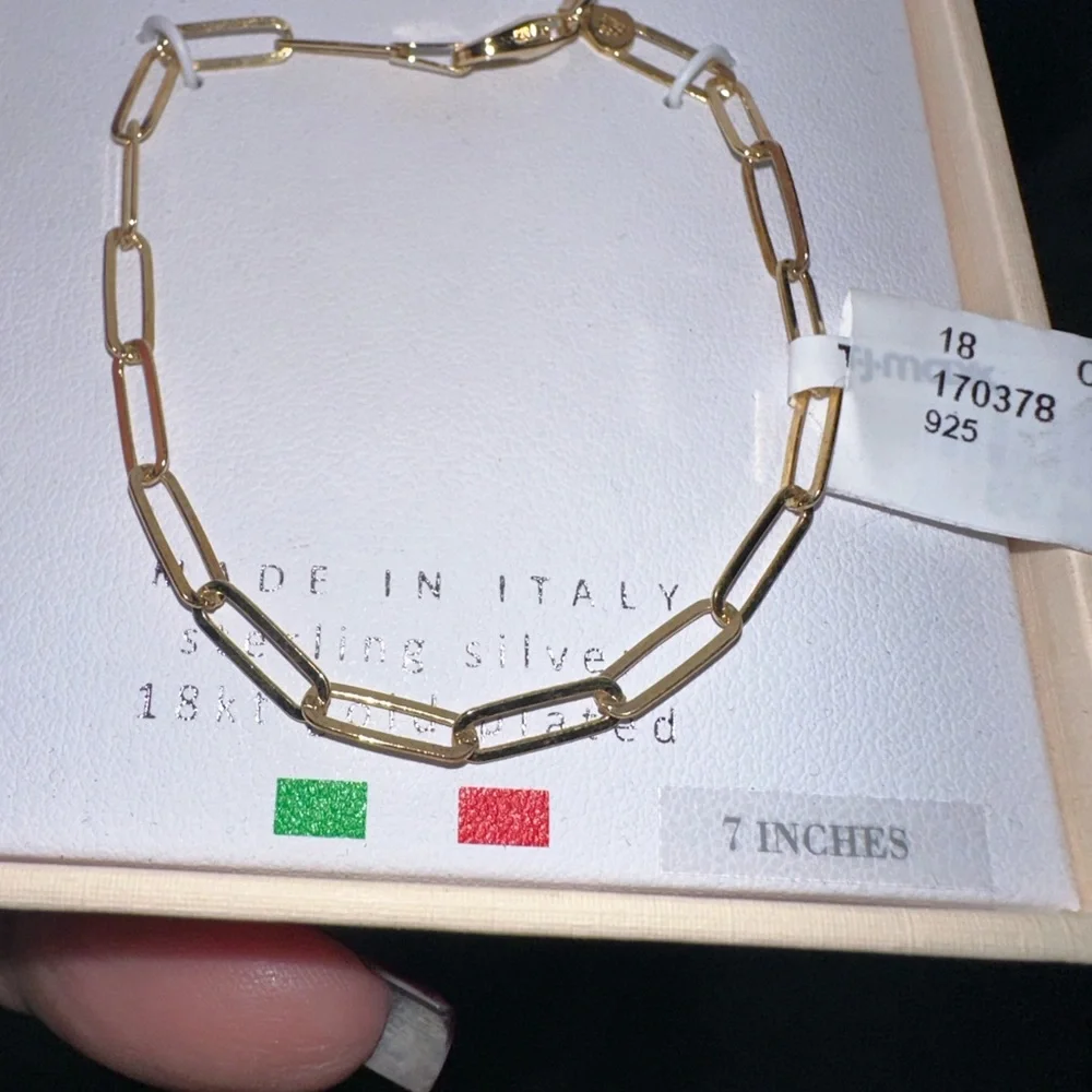 NWT Disney Necklace. Bracelet